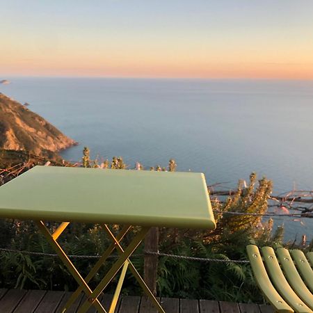 فيلا Refuge Uwabio Organic Vineyard Cinqueterre ريوماجّوري المظهر الخارجي الصورة