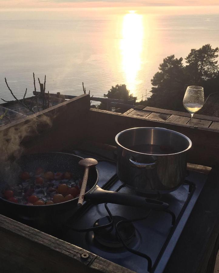 فيلا Refuge Uwabio Organic Vineyard Cinqueterre ريوماجّوري المظهر الخارجي الصورة