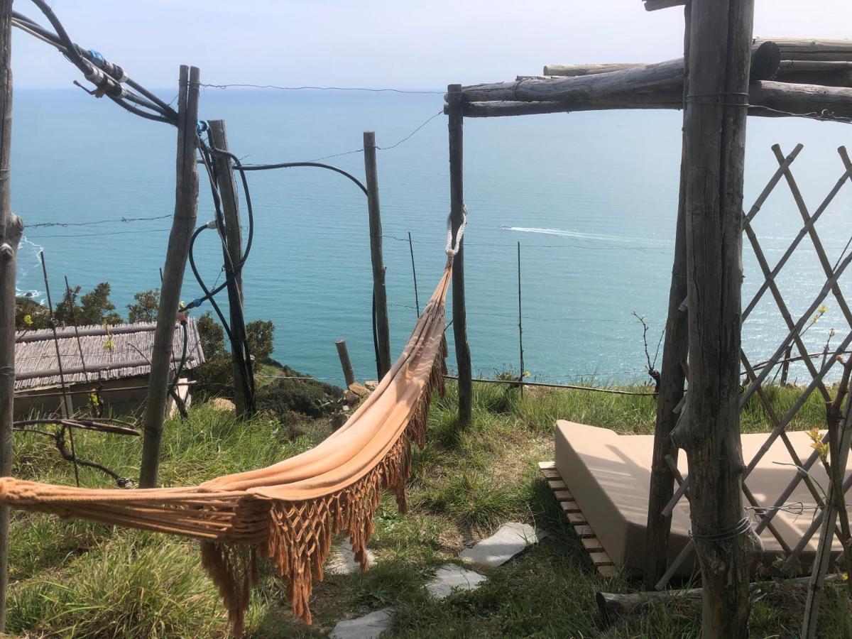 فيلا Refuge Uwabio Organic Vineyard Cinqueterre ريوماجّوري المظهر الخارجي الصورة