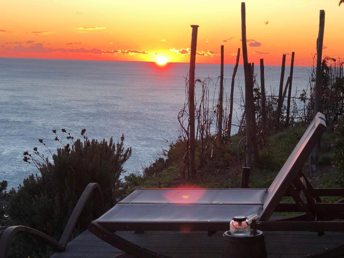 فيلا Refuge Uwabio Organic Vineyard Cinqueterre ريوماجّوري المظهر الخارجي الصورة