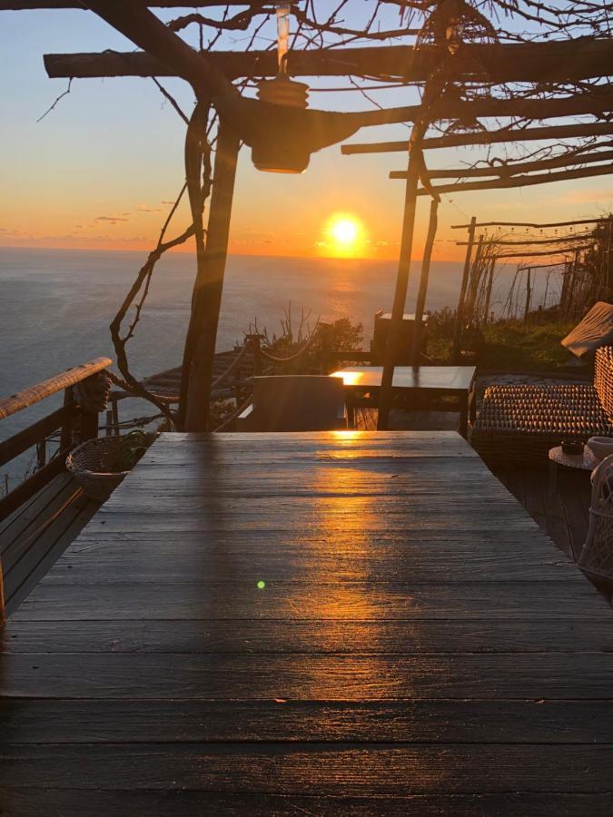 فيلا Refuge Uwabio Organic Vineyard Cinqueterre ريوماجّوري المظهر الخارجي الصورة